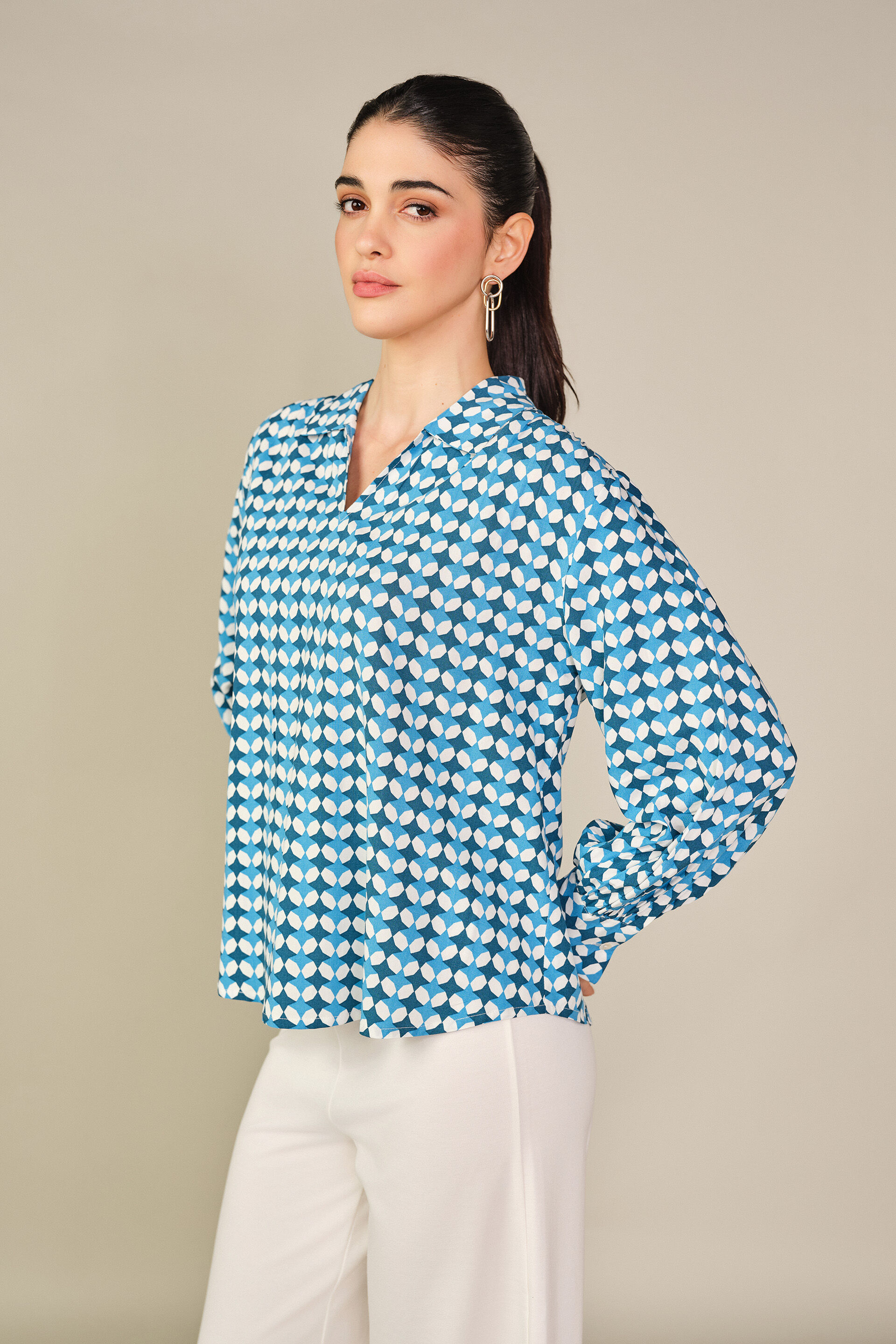 Oversized Checkered Shirt in Blue, Blue, image 3